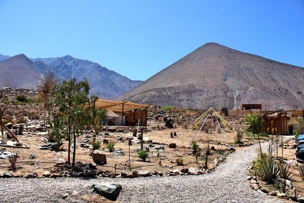 Campo De Cielo Mamalluca Valle De Elqui Vicuña Eksteriør bilde